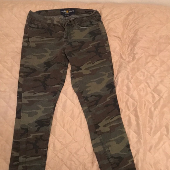 lucky brand camouflage jeans